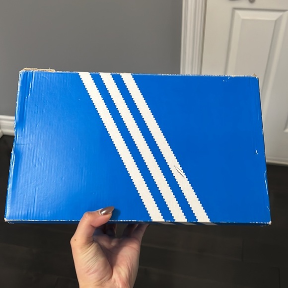 COPY - All white Adidas Falcons - Picture 10 of 10